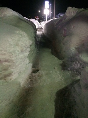 雪、雪、雪、雪