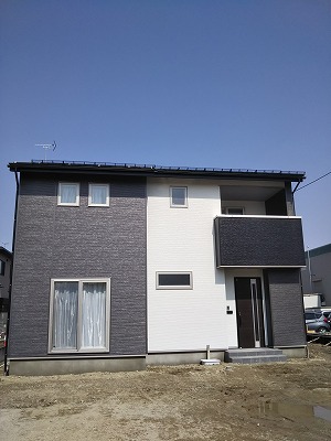 ブラックとホワイトと・・・・!