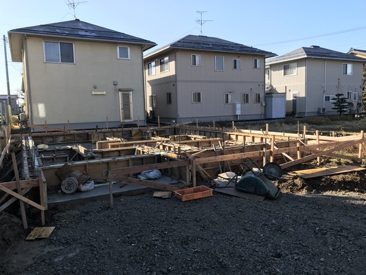 【注文住宅新築工事】基礎立ち上がりコンクリート打設