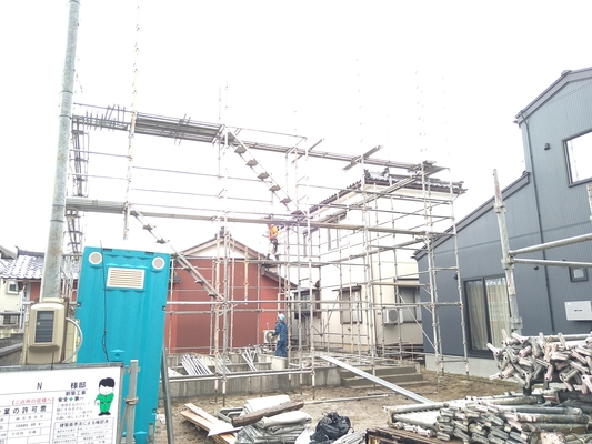 お引渡しと来週は上棟式です