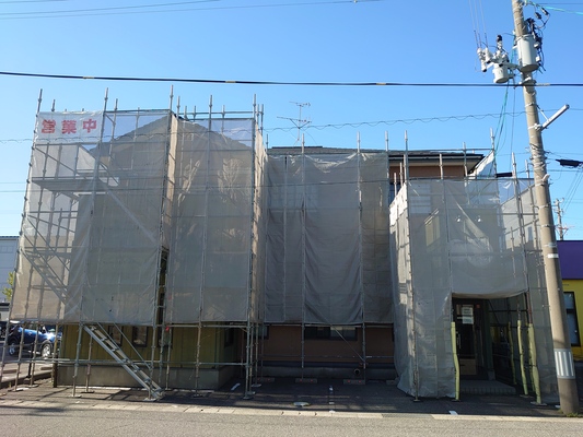 震災の修繕工事　外壁補修