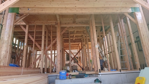 ＺＥＨの2現場が上棟しました！！