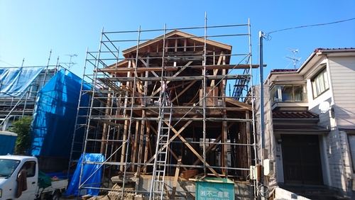 台風接近と現場報告