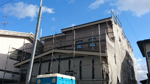 上棟式と外装タイル貼り