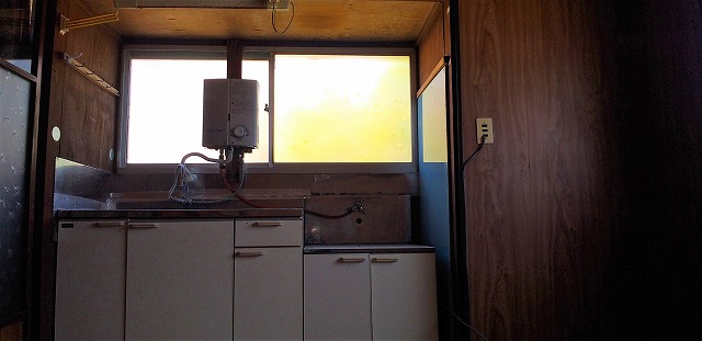 キッチン 前.jpg